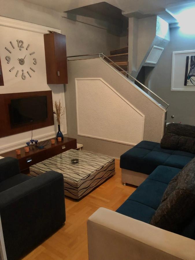 Apartments Near City Center Скопье Экстерьер фото