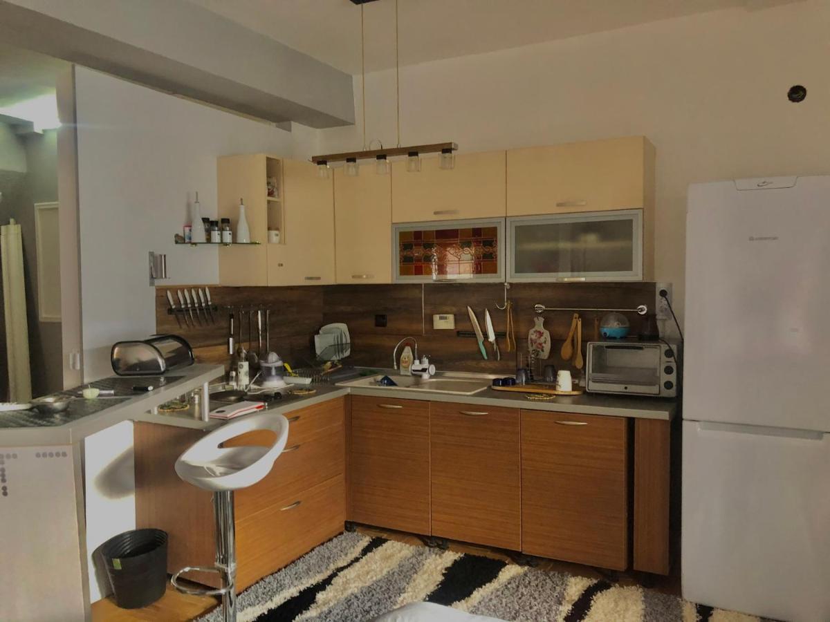 Apartments Near City Center Скопье Экстерьер фото